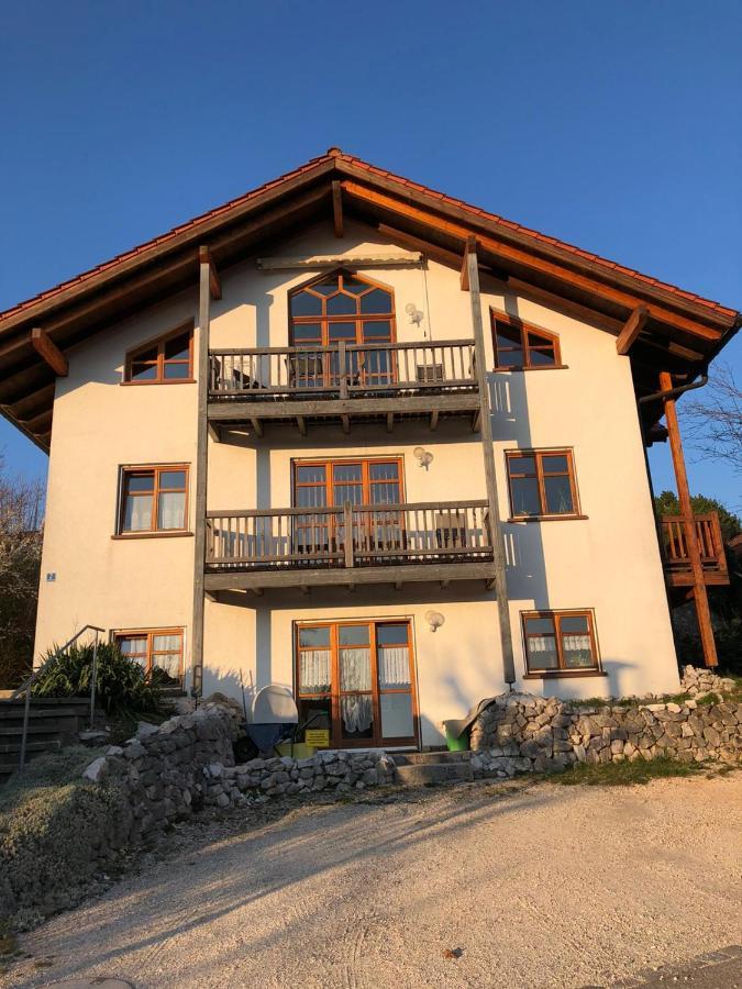 Suedfluegel Im Chiemgau Apartment Traunstein
