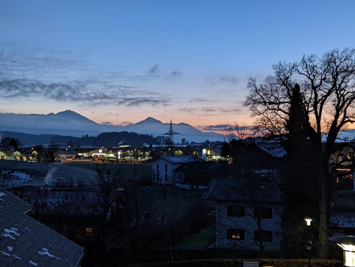 Suedfluegel Im Chiemgau